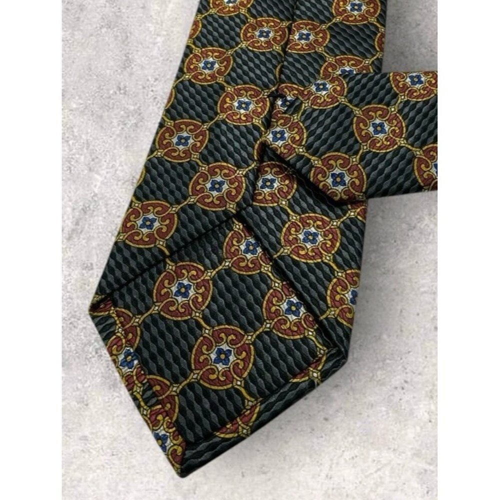 JOS. A. BANK LTDEDITIONSilk Tie ITALY Gray Burgundy Gold Medallion W:3.5" EUC - Picture 5 of 6